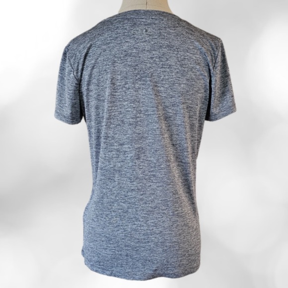 EUC Under Armour  Graphic Twist Big Logo T-Shirt, Size Small Petite - Picture 3 of 5